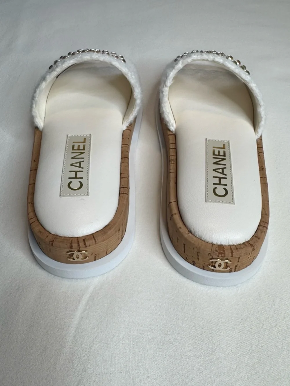 Chanel White Fabric Pearl Cork CC Slip On Slides Shearling Sandals Authentic 37